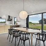 度假居 3 Bedroom Stunning In *