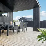 3 Bedroom Stunning In 哈泽斯莱乌