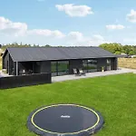 3 Bedroom Stunning In 度假居 哈泽斯莱乌