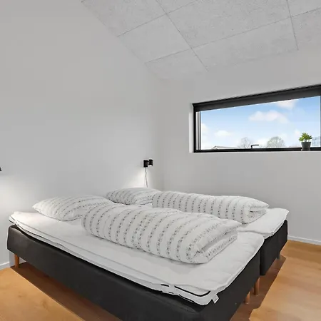 Holiday home 3 Bedroom Stunning In Haderslev