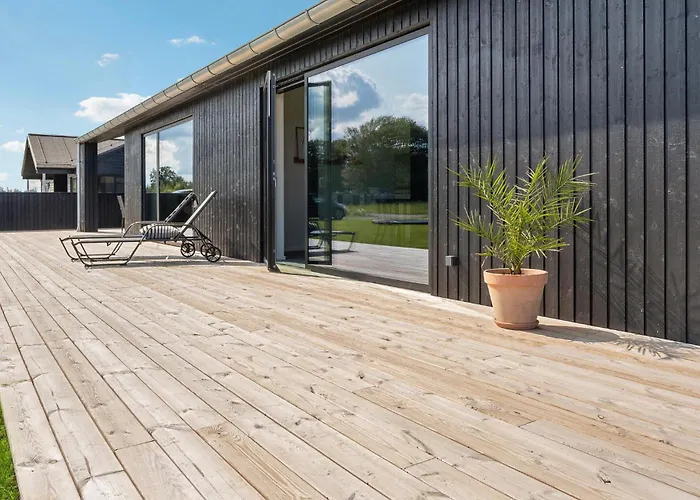 3 Bedroom Stunning In *